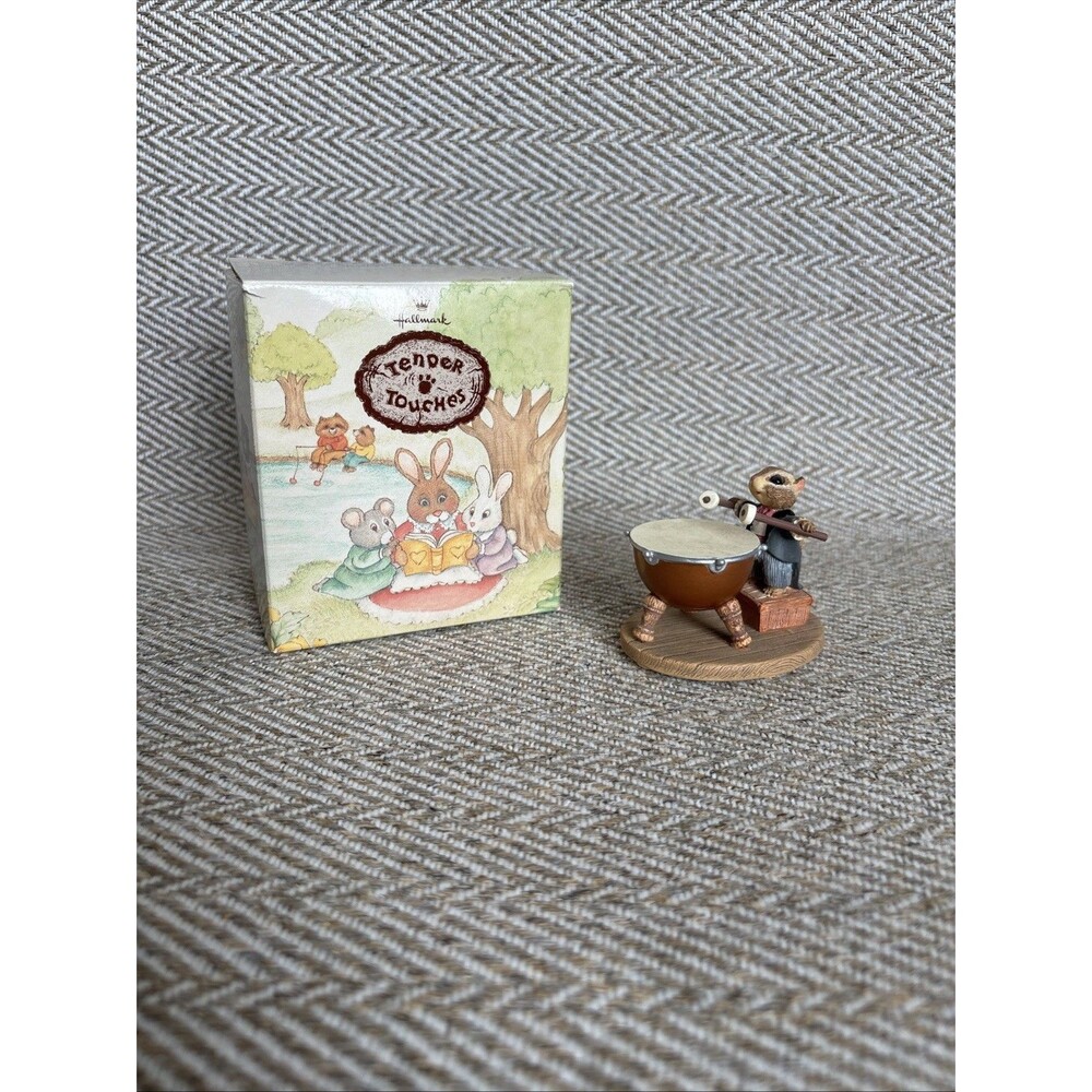 HALLMARK TENDER TOUCHES Ensemble‎ Chipmunk Kettledrum Second in Series